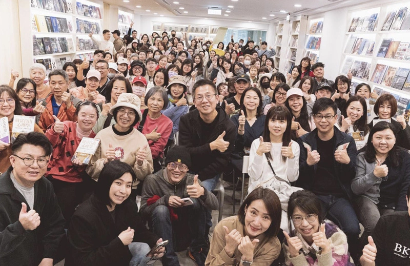 戴勝益創益品書屋10年　第2代戴東杰延續閱讀志業