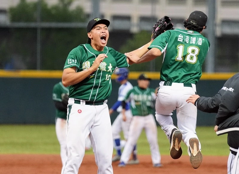 大專棒球聯賽4強戰　黃玠瀚穩守國體將爭冠