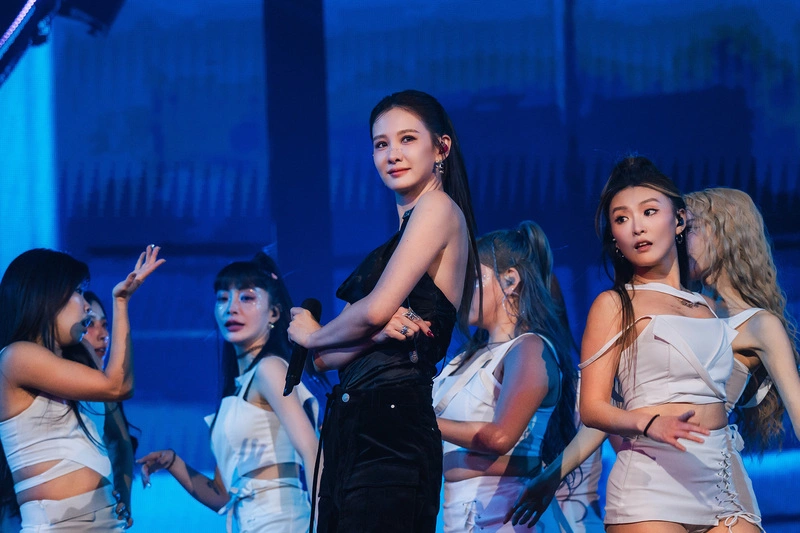 安心亞擔任羅志祥演唱會嘉賓（1）