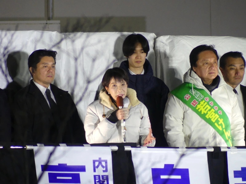 日本眾院選前之夜朝野催票  高市早苗警告勿樂觀翻盤