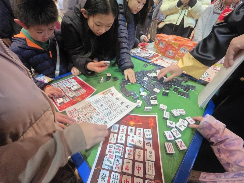 加拿大台商辦年貨大街  媽祖逗陣與民同歡