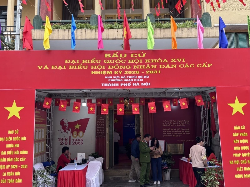 越南民眾5年一度投票喊開心  盼選出有利國家代表