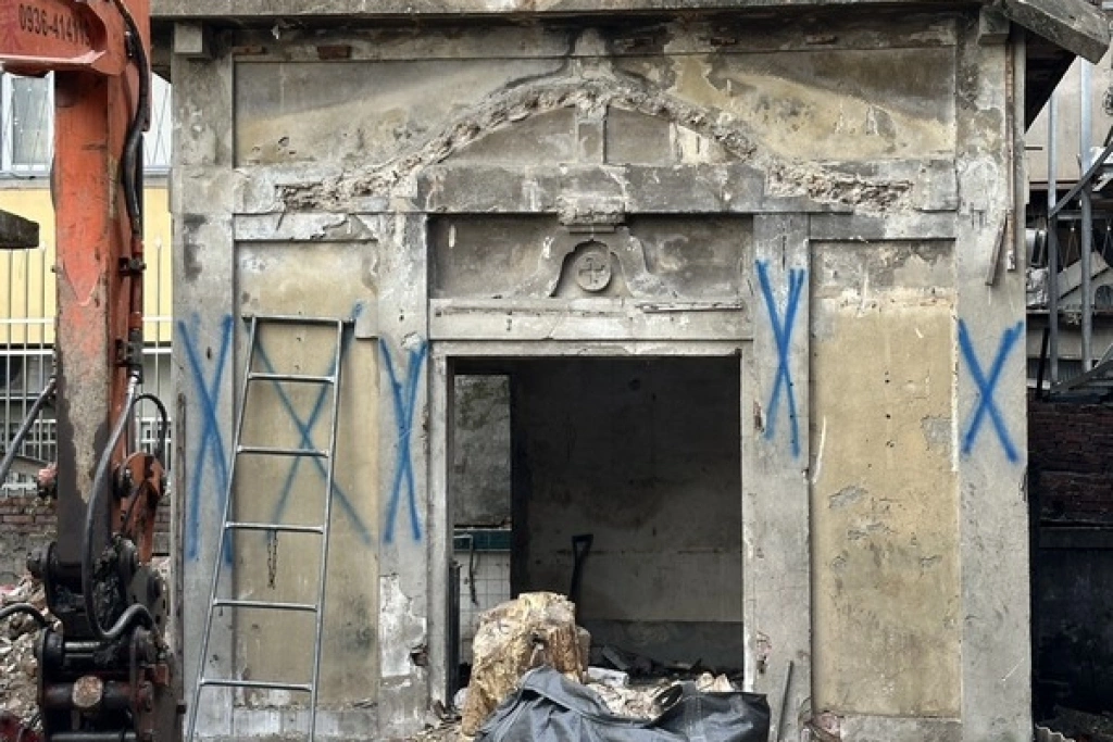 台中寺遺構審議不指定古蹟  文化局將保存碑文