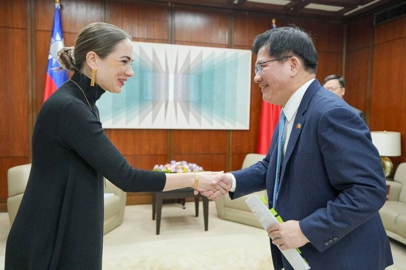 林佳龍接見「公民自由中心」主席