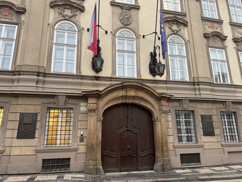 捷克參議院通過友台決議  支持台灣參與國際組織