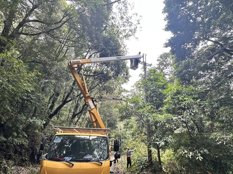 颱風過後台中停電戶近全數復電　僅剩零星偏遠山區