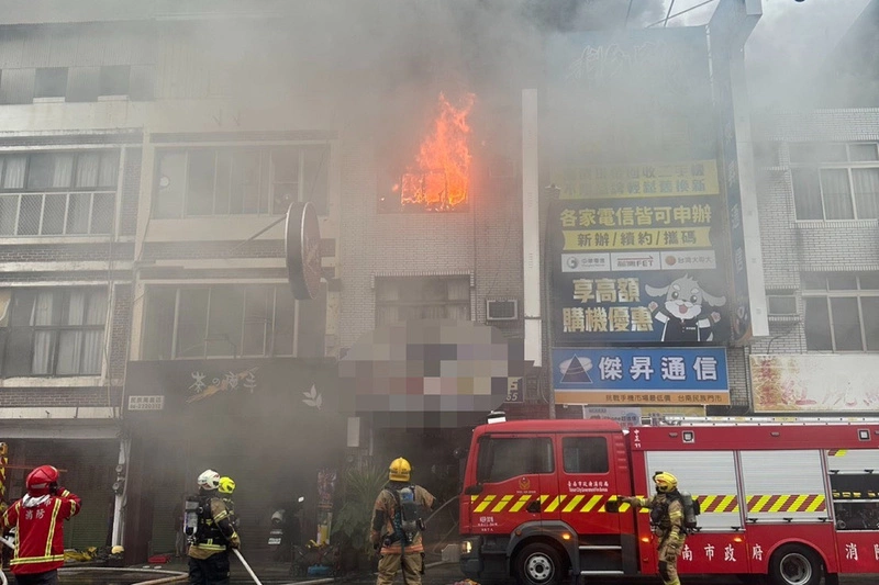 台南中西區店面3樓處起火　幸未釀傷亡