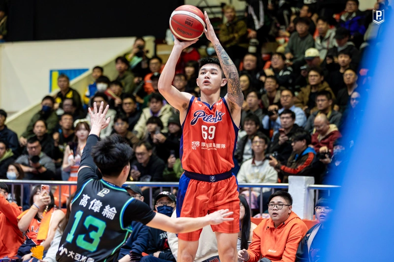 PLG盧峻翔率領航猿奪開季9連勝