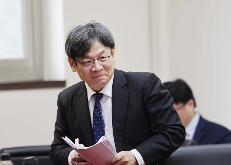 葉俊顯：羅唯仁早已調到不接觸核心單位